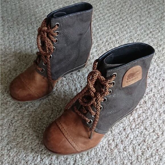 SOREL 1964 Premium Lace Up Wedge Ankle Bootie Elk Brown size 7 M - Picture 1 of 12